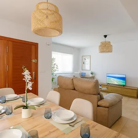 Themed Pool & Jacuzzi I Bbq | Parking * Santa Pola